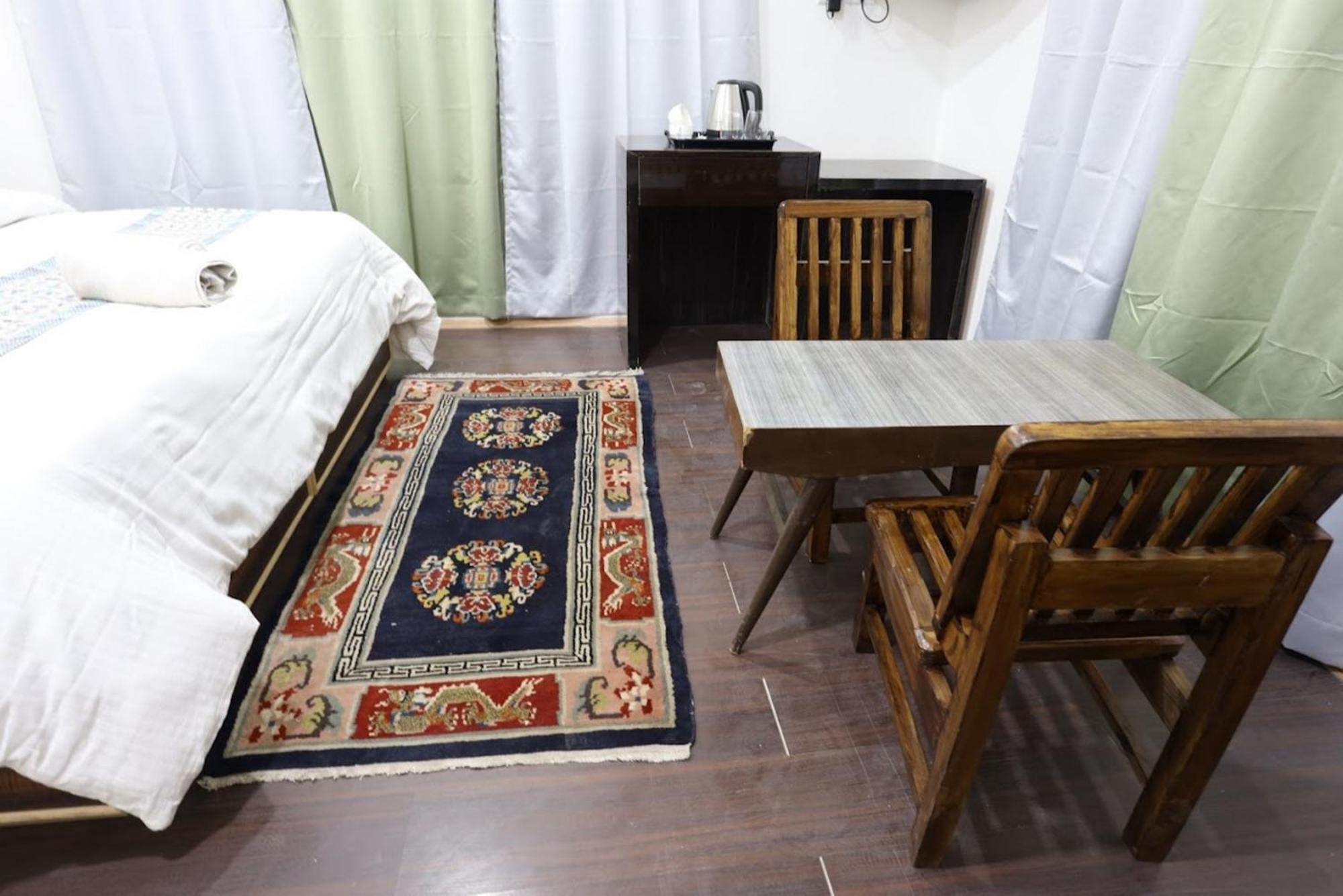 Tih Hotel Jorchung レー エクステリア 写真